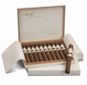 Masters Edition Clubhouse Toro Box